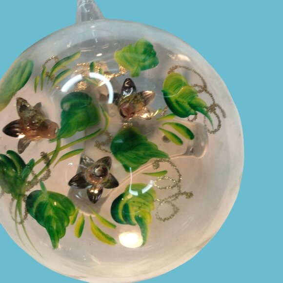 Hand Painted Glass Christmas Ornament  Floral embedded metal Flower  Accents - Picture 4 of 8